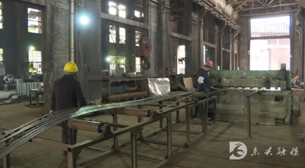 抓訂單、忙生產(chǎn)，東興區(qū)奮力實(shí)現(xiàn)工業(yè)經(jīng)濟(jì)“開(kāi)門紅”